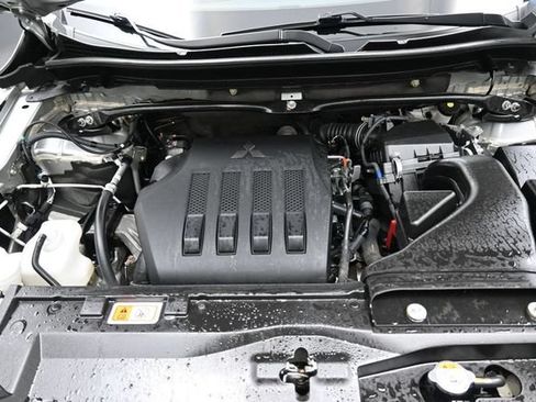 Used 2024 Mitsubishi Eclipse Cross SE AWD/4WD image 32