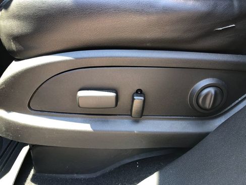 Used 2015 Buick Enclave Premium AWD/4WD image 25