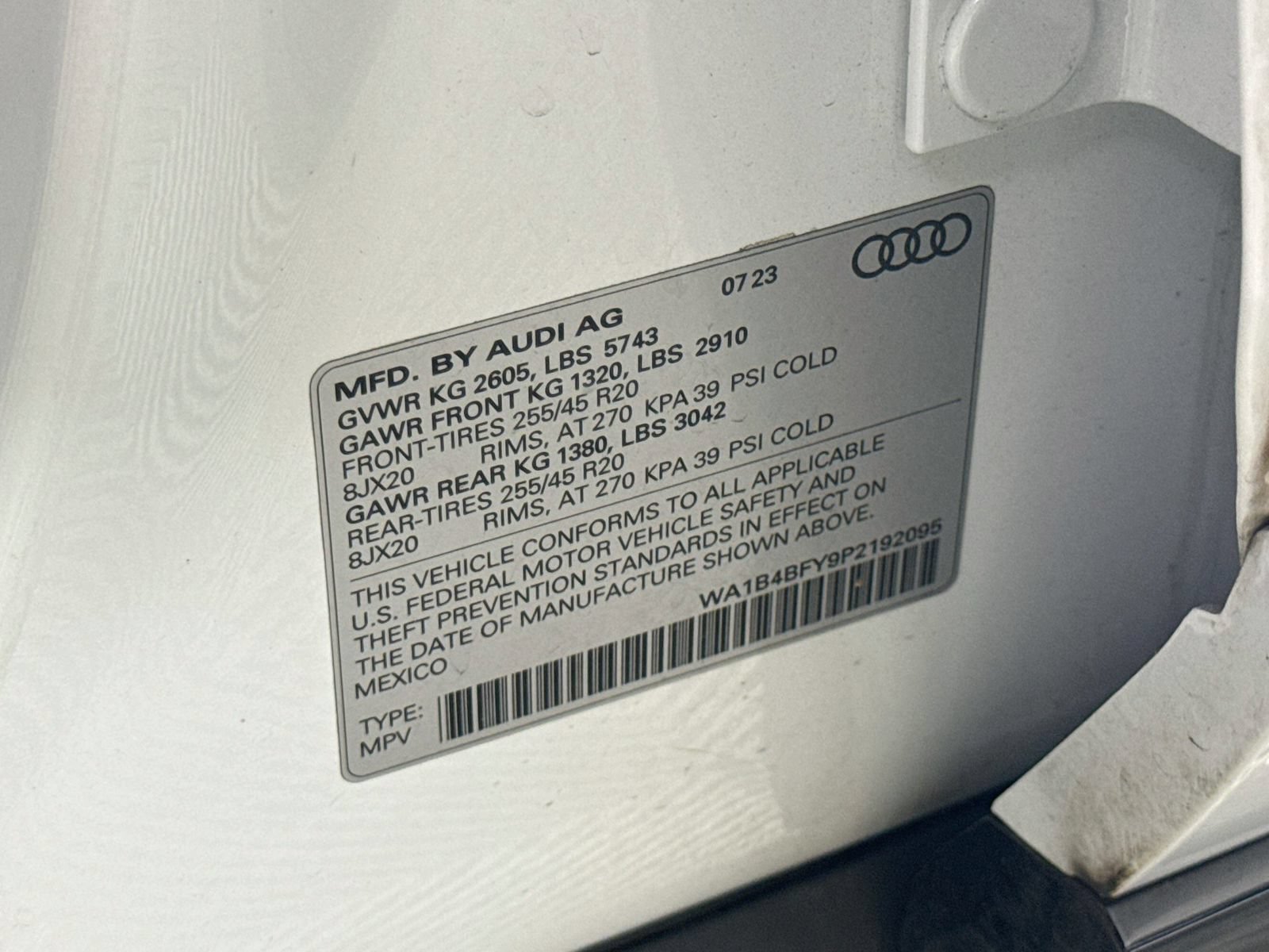 Certified 2023 Audi SQ5 Premium Plus w/ Premium Plus Package AWD/4WD image 32