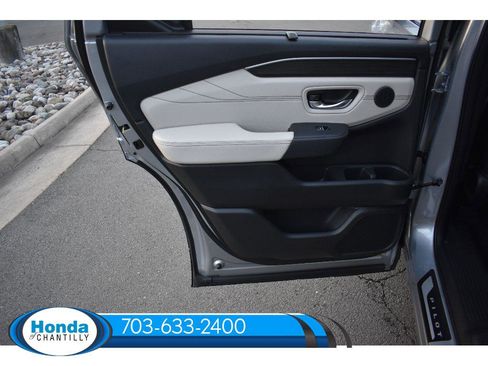New 2026 Honda Pilot Touring image 28