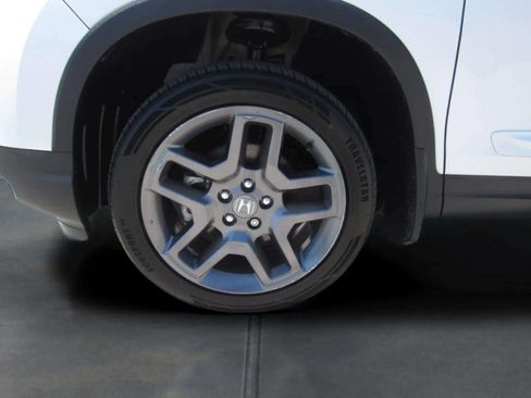 Certified 2023 Honda Passport EX-L image 4
