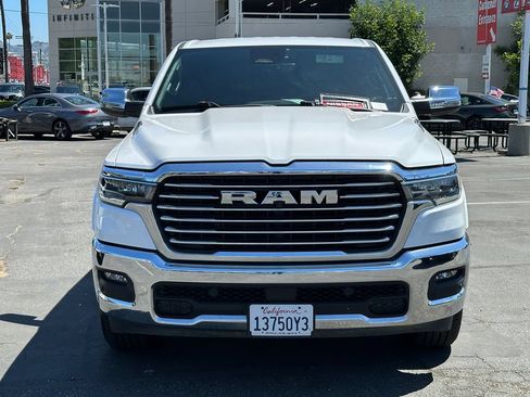 Used 2025 RAM 1500 Laramie AWD/4WD image 12