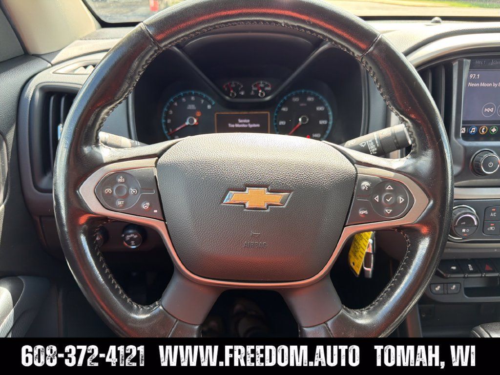 Used 2021 Chevrolet Colorado Z71 w/ Z71 Midnight Edition AWD/4WD image 13