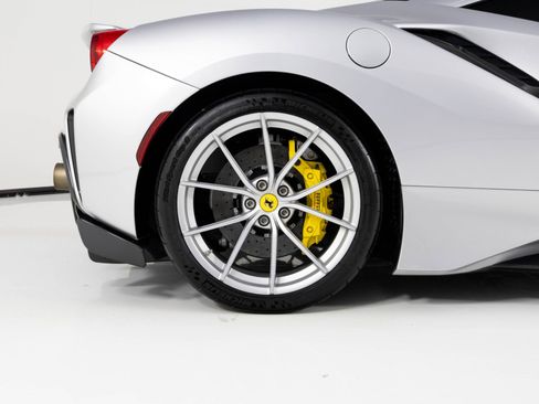 Used 2020 Ferrari 488 Pista Coupe image 12