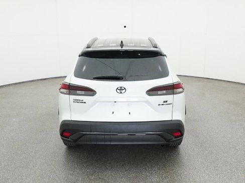 New 2026 Toyota Corolla Cross SE image 7