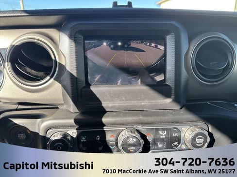 Used 2021 Jeep Wrangler Willys image 25