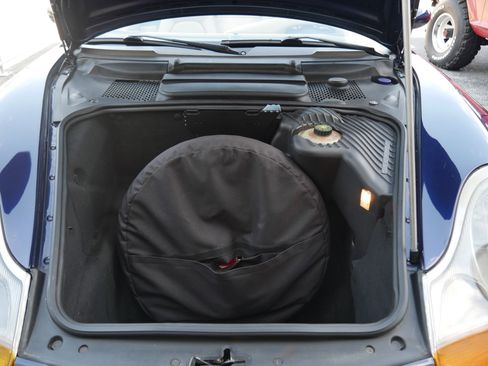 Used 2002 Porsche Boxster RWD image 90