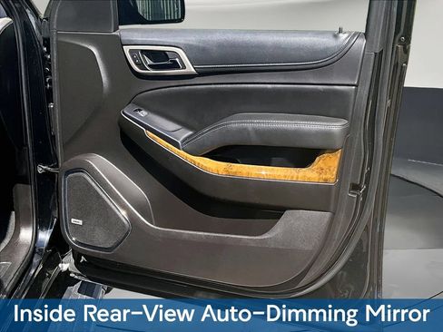 Used 2017 GMC Yukon Denali w/ Open Road Package RWD image 31