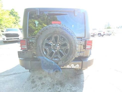 Used 2016 Jeep Wrangler Sport AWD/4WD image 8