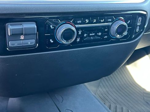 Used 2023 Chevrolet Silverado 1500 RST AWD/4WD image 29