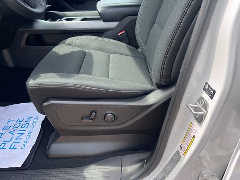 Certified 2025 RAM 1500 Big Horn AWD/4WD image 20
