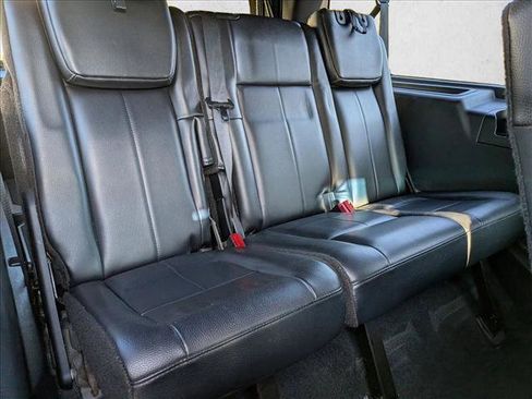 Used 2017 Ford Expedition EL XLT w/ Equipment Group 202A image 19