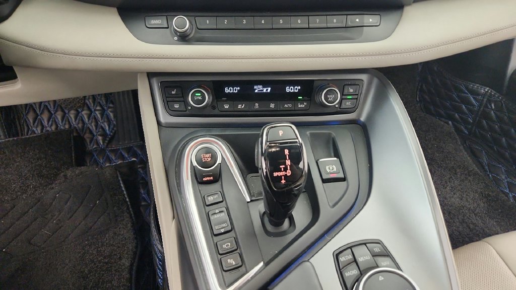 Used 2015 BMW i8 AWD/4WD image 55