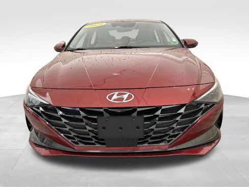 Used 2023 Hyundai Elantra Limited image 9