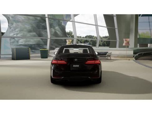 New 2026 BMW i5 eDrive40 w/ Convenience Package image 5