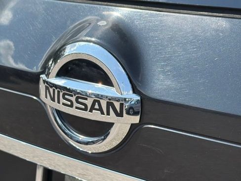 Used 2016 Nissan Rogue S FWD image 11