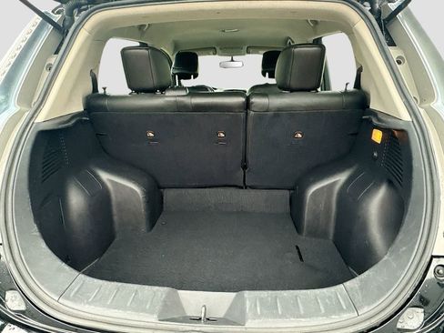 Used 2013 Nissan Leaf SL image 29