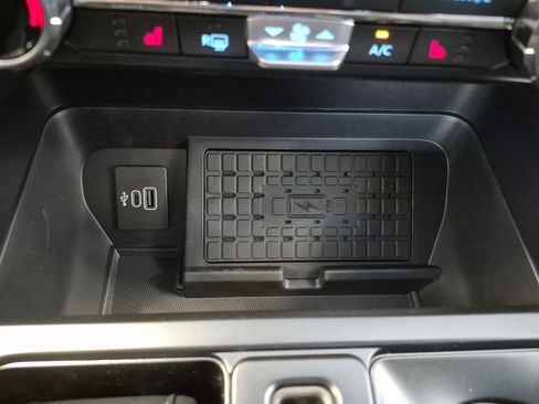 New 2025 Ford F150 XLT w/ Equipment Group 302A MID image 31