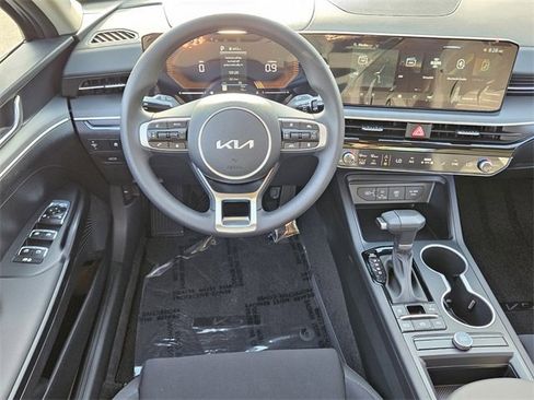 New 2026 Kia K5 LXS image 6