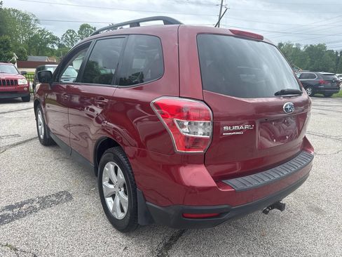 Used 2015 Subaru Forester 2.5i Premium AWD/4WD image 24