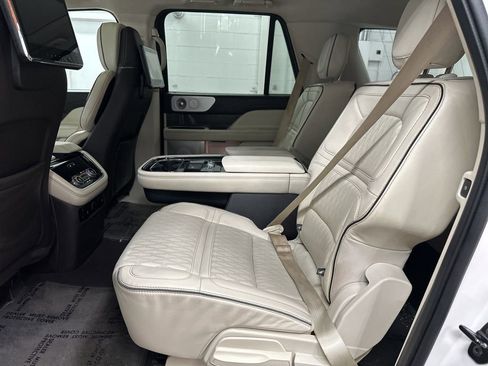 Used 2019 Lincoln Navigator L Black Label w/ Cargo Package image 35