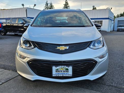 Used 2020 Chevrolet Bolt Premier w/ Infotainment Package FWD image 2