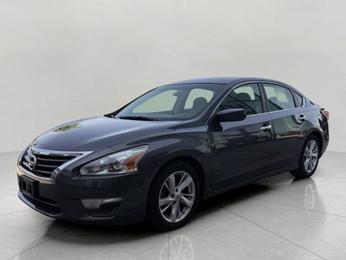 Used 2013 Nissan Altima 2.5 SV FWD image 6