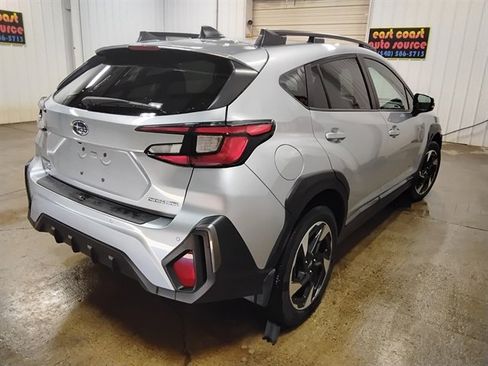 Used 2024 Subaru Crosstrek 2.5i Limited w/ Popular Package #4A image 2