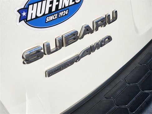 Used 2021 Subaru Crosstrek 2.0i Premium w/ Moonroof Package image 11