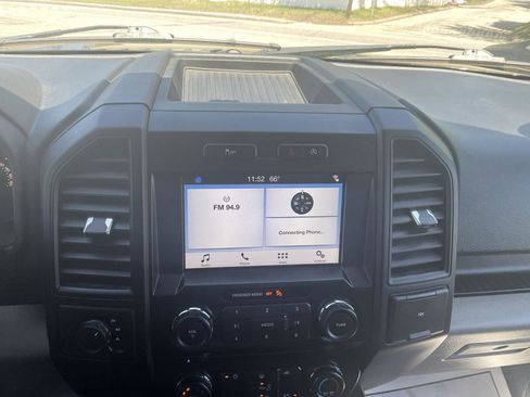 Used 2018 Ford F150 XL w/ Equipment Group 101A Mid AWD/4WD image 16