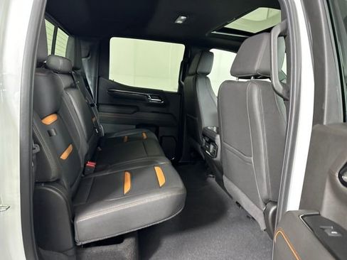 Used 2022 GMC Sierra 1500 AT4 w/ AT4 Premium Package image 28