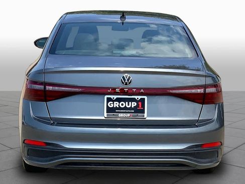 Used 2025 Volkswagen Jetta Sport FWD image 5
