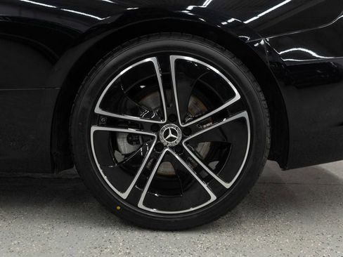 Used 2025 Mercedes-Benz CLE 300 4MATIC Coupe image 34