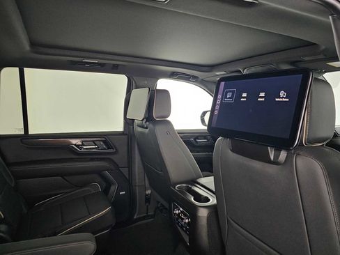 New 2026 GMC Yukon XL Elevation w/ Elevation Premium Package AWD/4WD image 14