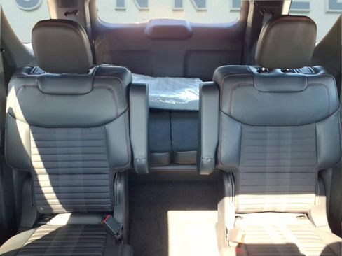 New 2026 Ford Explorer ST-Line AWD/4WD image 12