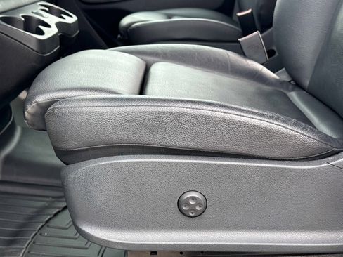 Used 2020 Mercedes-Benz Sprinter 2500 w/ Comfort Plus Package image 19