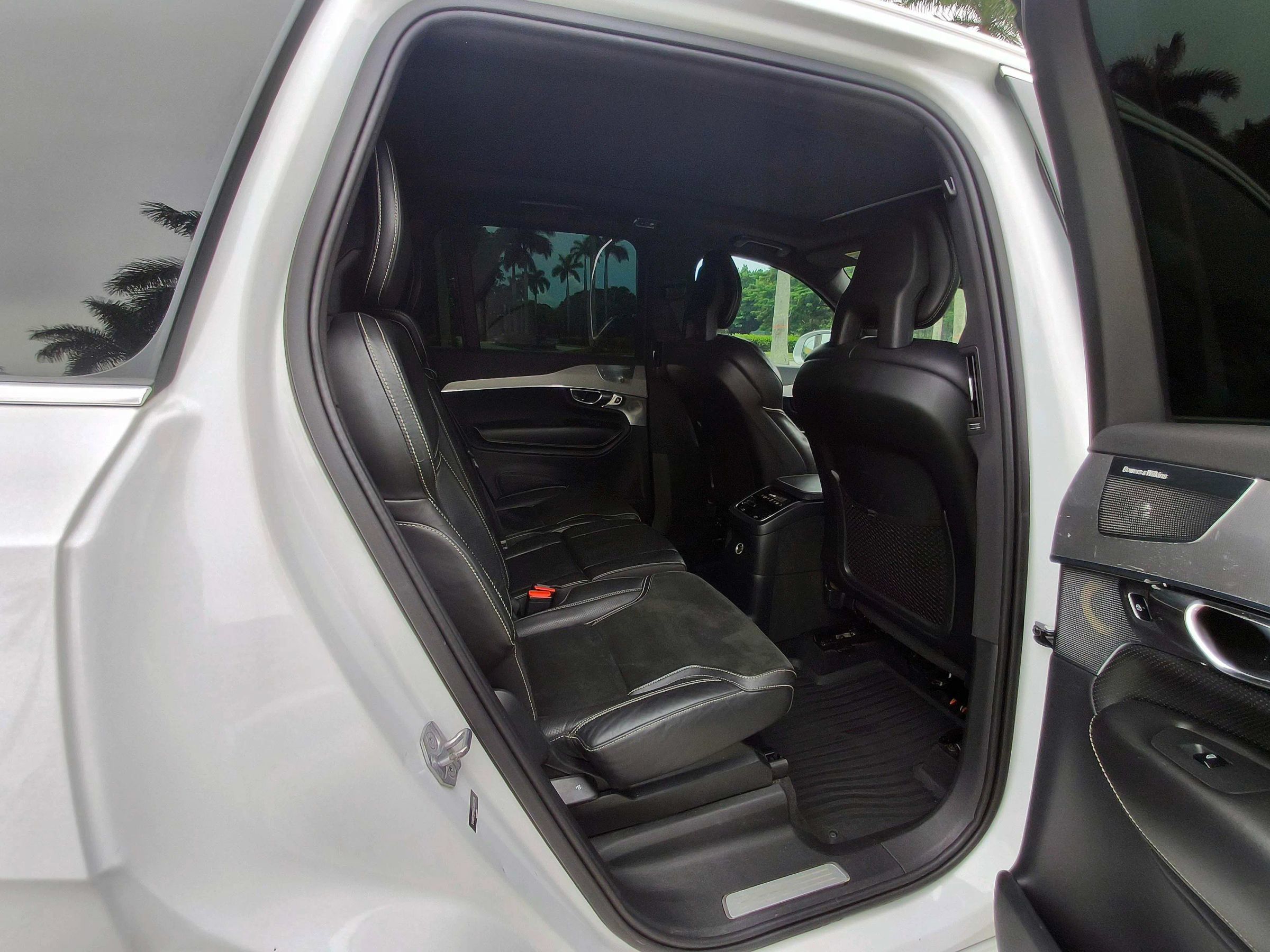 Used 2016 Volvo XC90 T8 R-Design AWD/4WD image 41