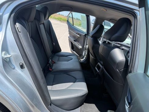 Used 2022 Toyota Camry SE FWD image 20