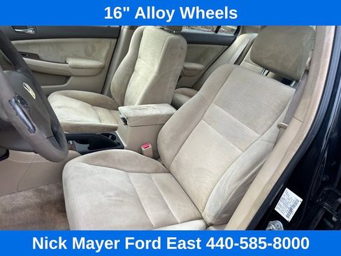 Used 2006 Honda Accord EX image 16