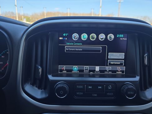 Used 2018 Chevrolet Colorado LT w/ Redline Special Edition AWD/4WD image 27