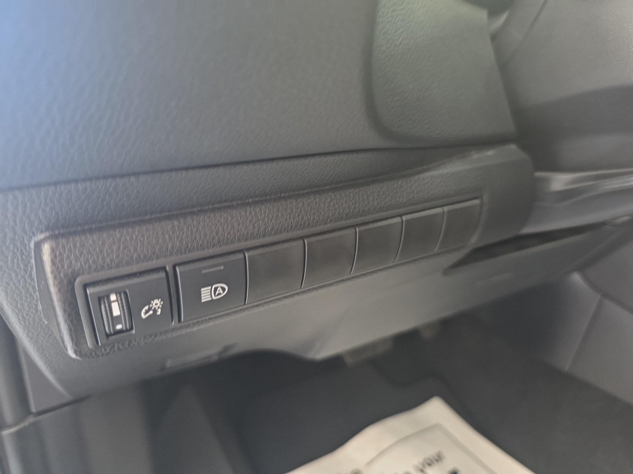 Used 2026 Toyota Corolla LE FWD image 19