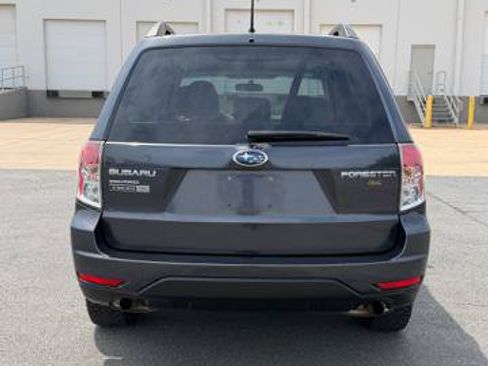 Used 2010 Subaru Forester 2.5X Premium AWD/4WD image 5