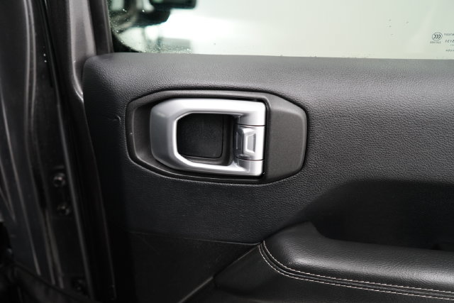 Used 2019 Jeep Wrangler Unlimited Sahara w/ Quick Order Package 24M Moab AWD/4WD image 42
