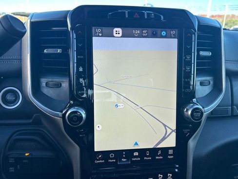 Used 2024 RAM 2500 Laramie image 27