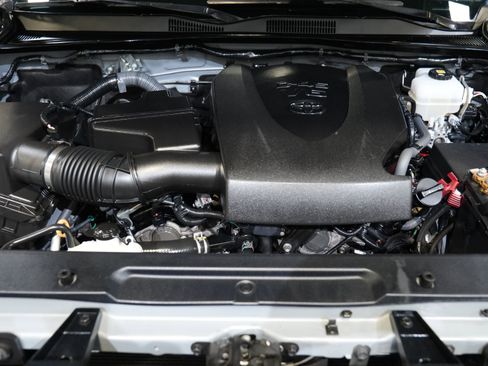 Used 2017 Toyota Tacoma TRD Pro image 50