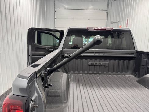 Used 2021 GMC Sierra 1500 AT4 AWD/4WD image 15