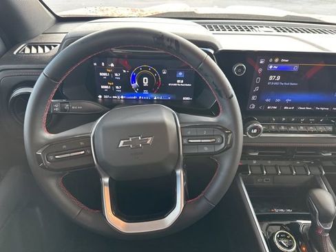 New 2025 Chevrolet Colorado Z71 AWD/4WD image 23