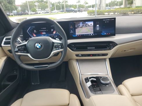 Used 2025 BMW 330i Sedan RWD image 14