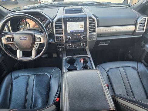 Used 2021 Ford F350 Platinum image 9