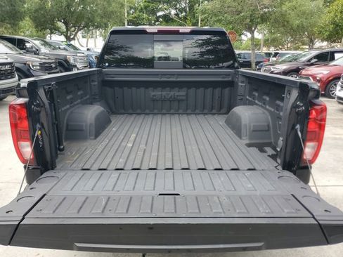 Certified 2024 GMC Sierra 1500 Elevation w/ Elevation Premium Package AWD/4WD image 10